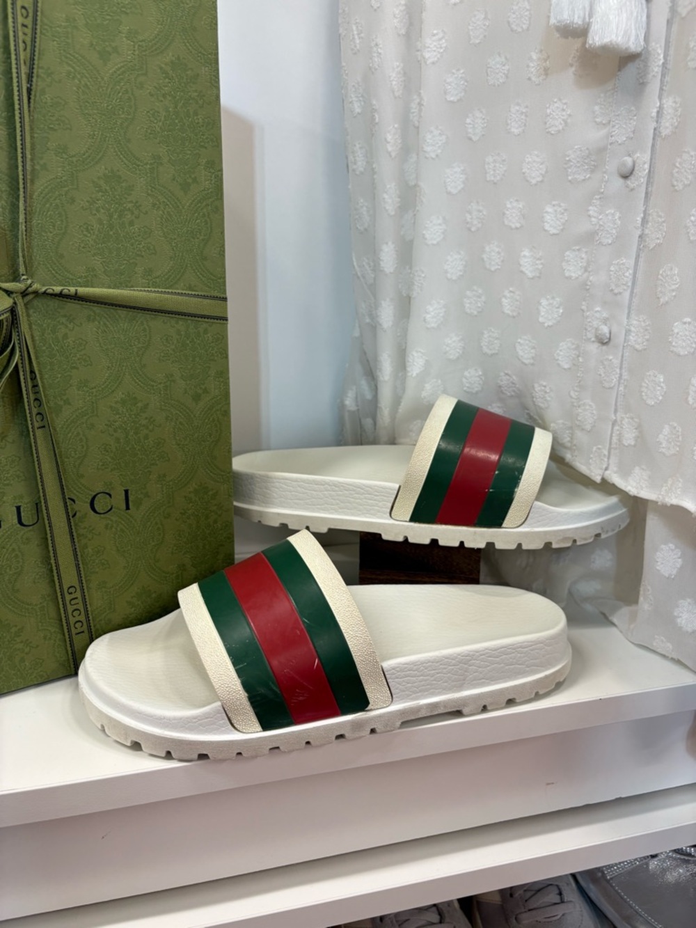 🔥🔥 Gucci White Slides with COA women size 10 men size 8 - Picture 7 of 8